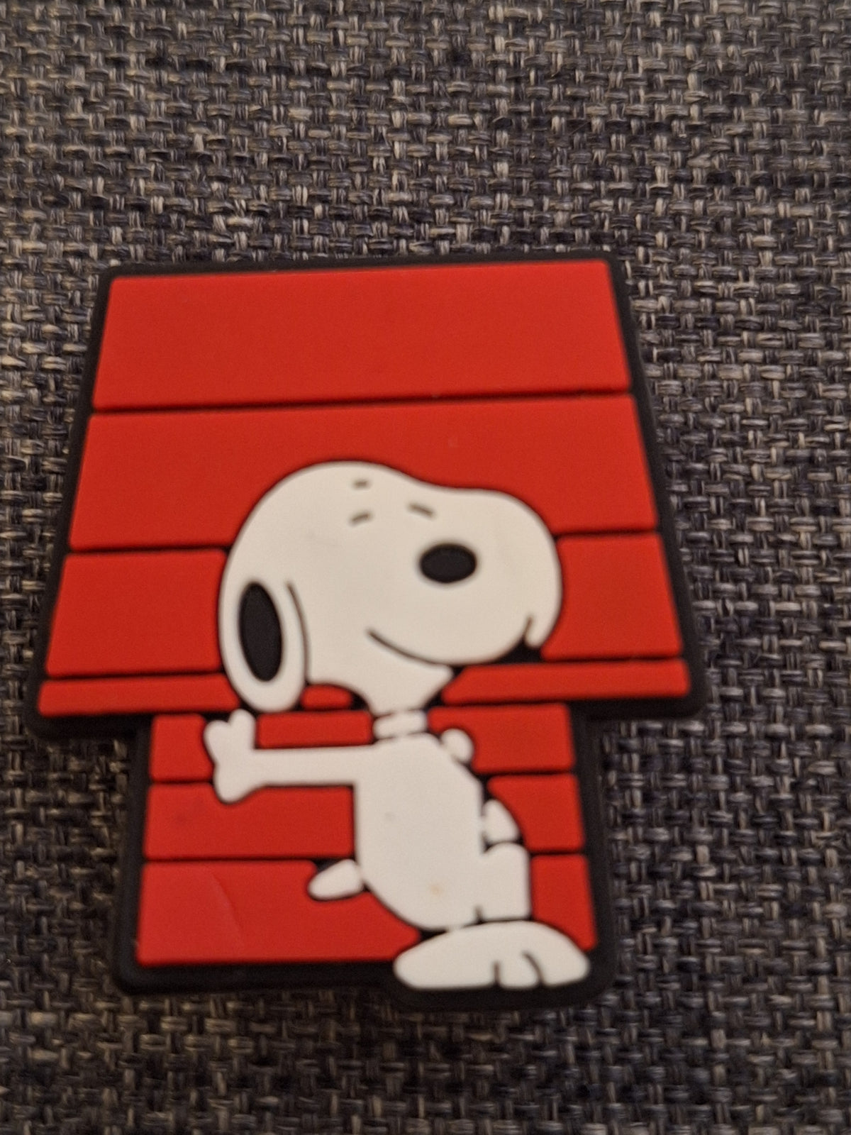 Shoe charms snoopy