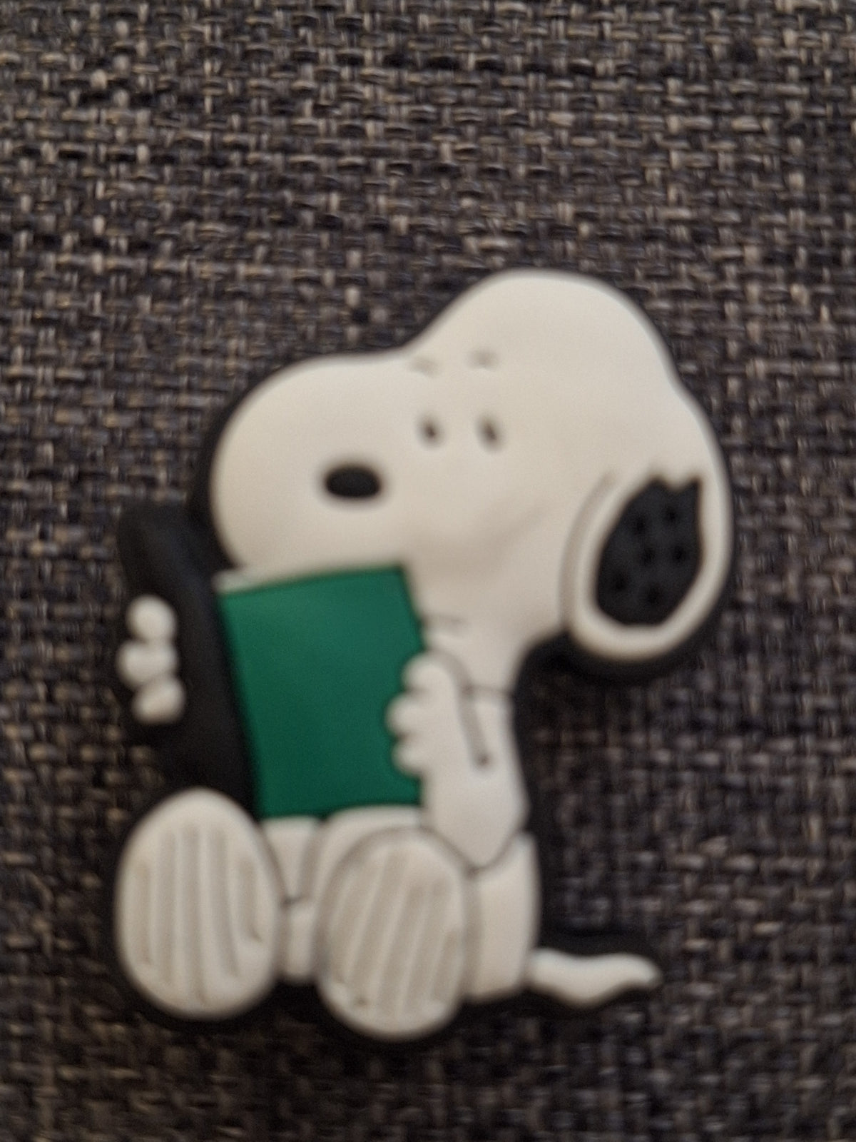 Shoe charms snoopy