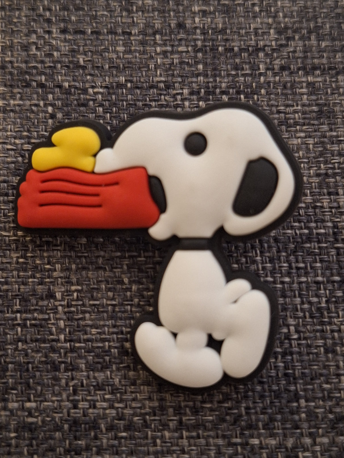 Shoe charms snoopy